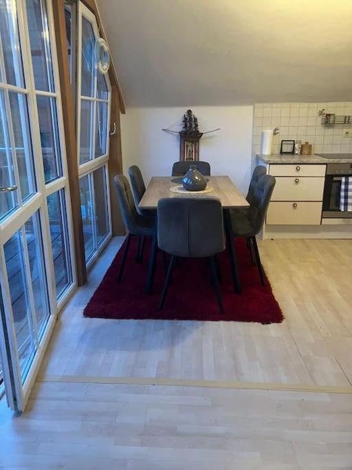 Untersberg Und Festungsblick Apartment Puch bei Hallein Bagian luar foto