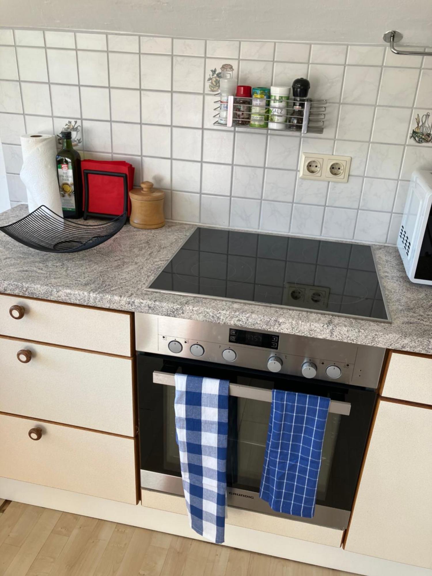Untersberg Und Festungsblick Apartment Puch bei Hallein Bagian luar foto